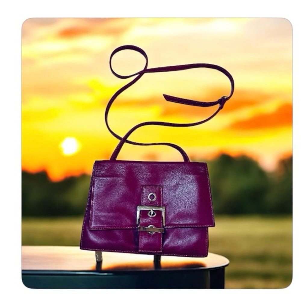 Dark pink Perlina leather shoulder bag